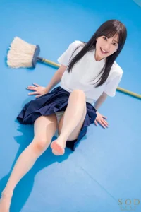 小湊よつ葉『校内で露出誘惑してくる幼馴染芸能人と絶倫アオハルSEX』徹底レビュー！制服×校内露出中出しの最高峰ドラマ
